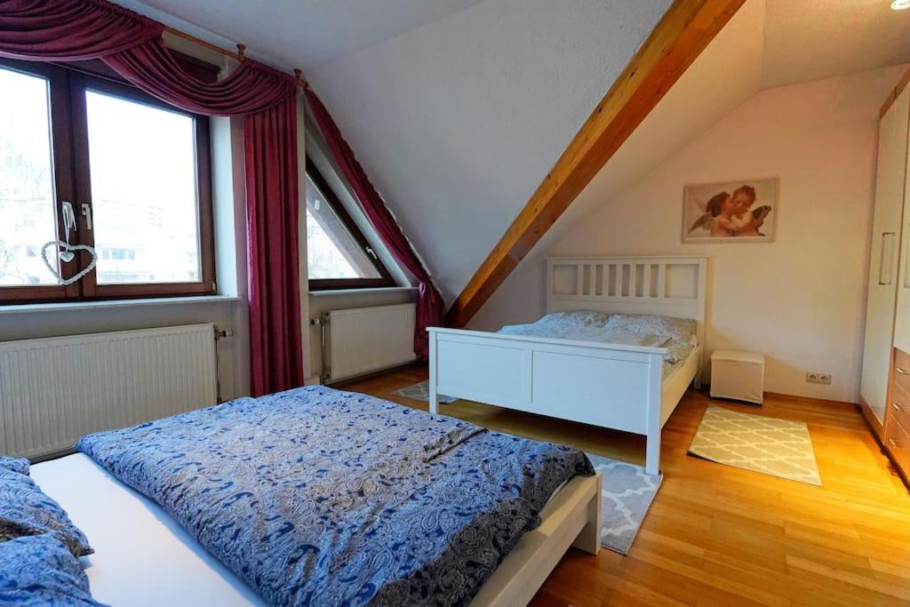 Grosse, Helle Wohnung Fuer Bis Zu 6 Personen 魏因海姆 外观 照片
